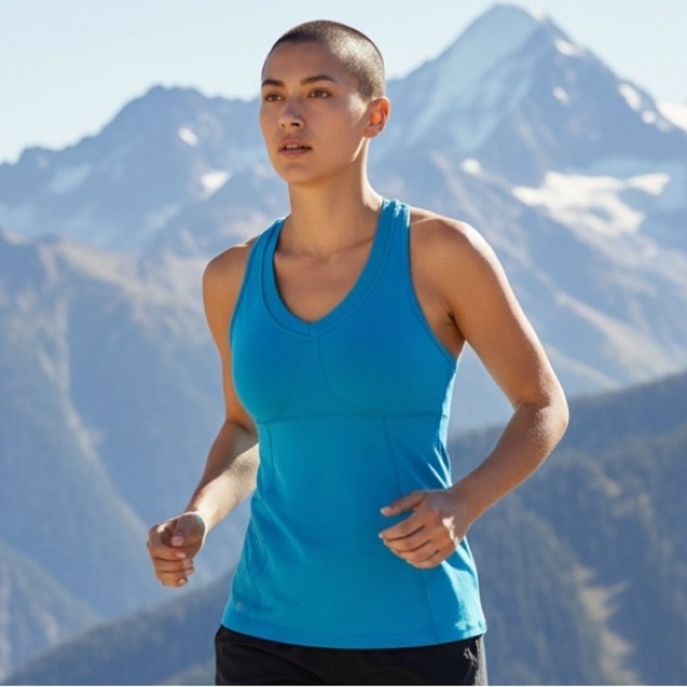Athleta Women’s Tank Active V Neck Razor Back Built-in Hook Bra Blue Size-34C